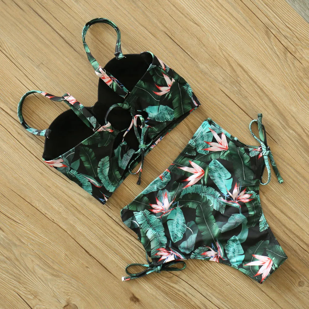 High Waist Swimwear 2025 New Leaf Print Bikinis Women Swimsuit Vintage Retro Bathing Suit Halter Biquini Maillot de bain femme